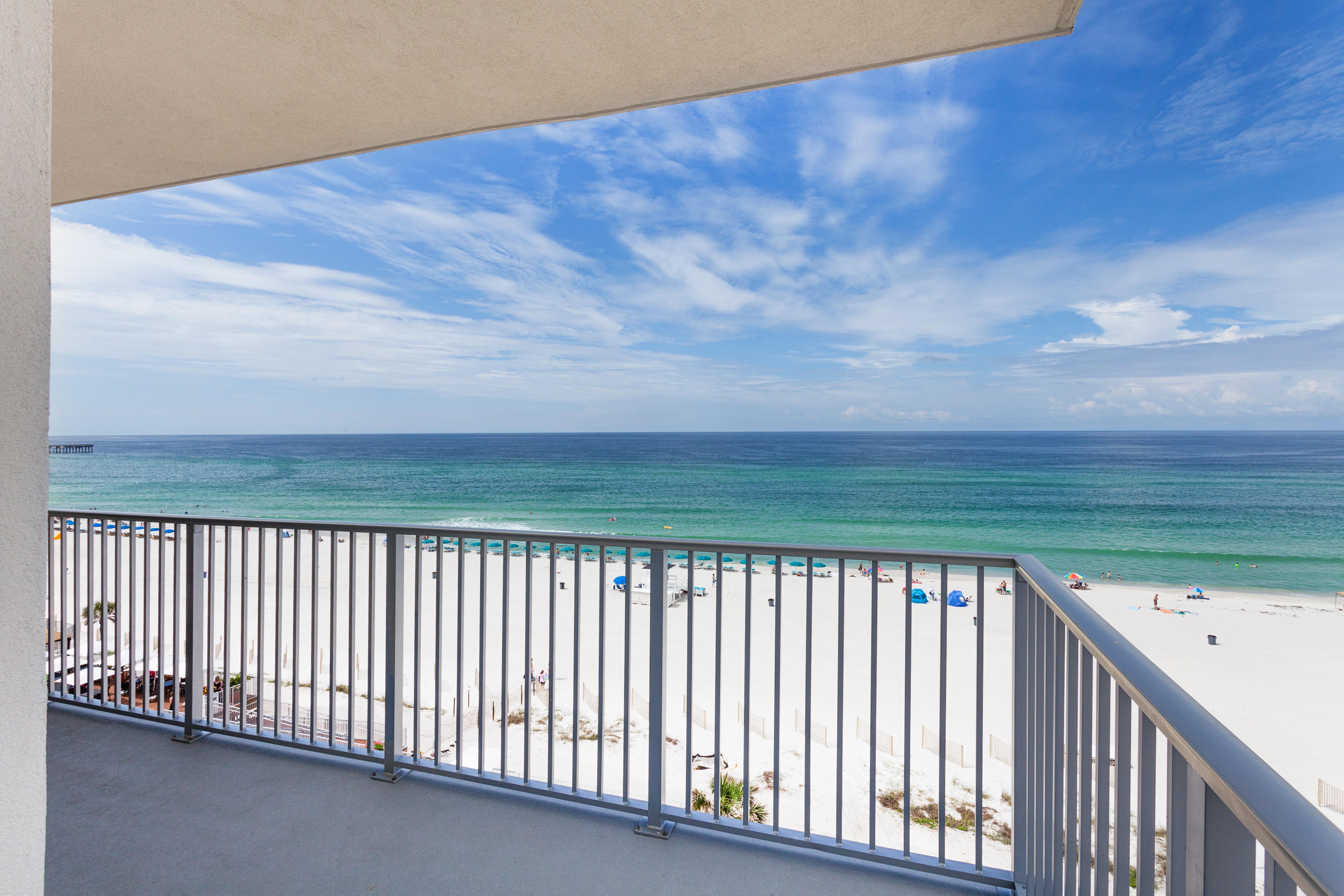 Holiday Inn Express & Suites Panama City Beach Beachfront By Ihg מראה חיצוני תמונה