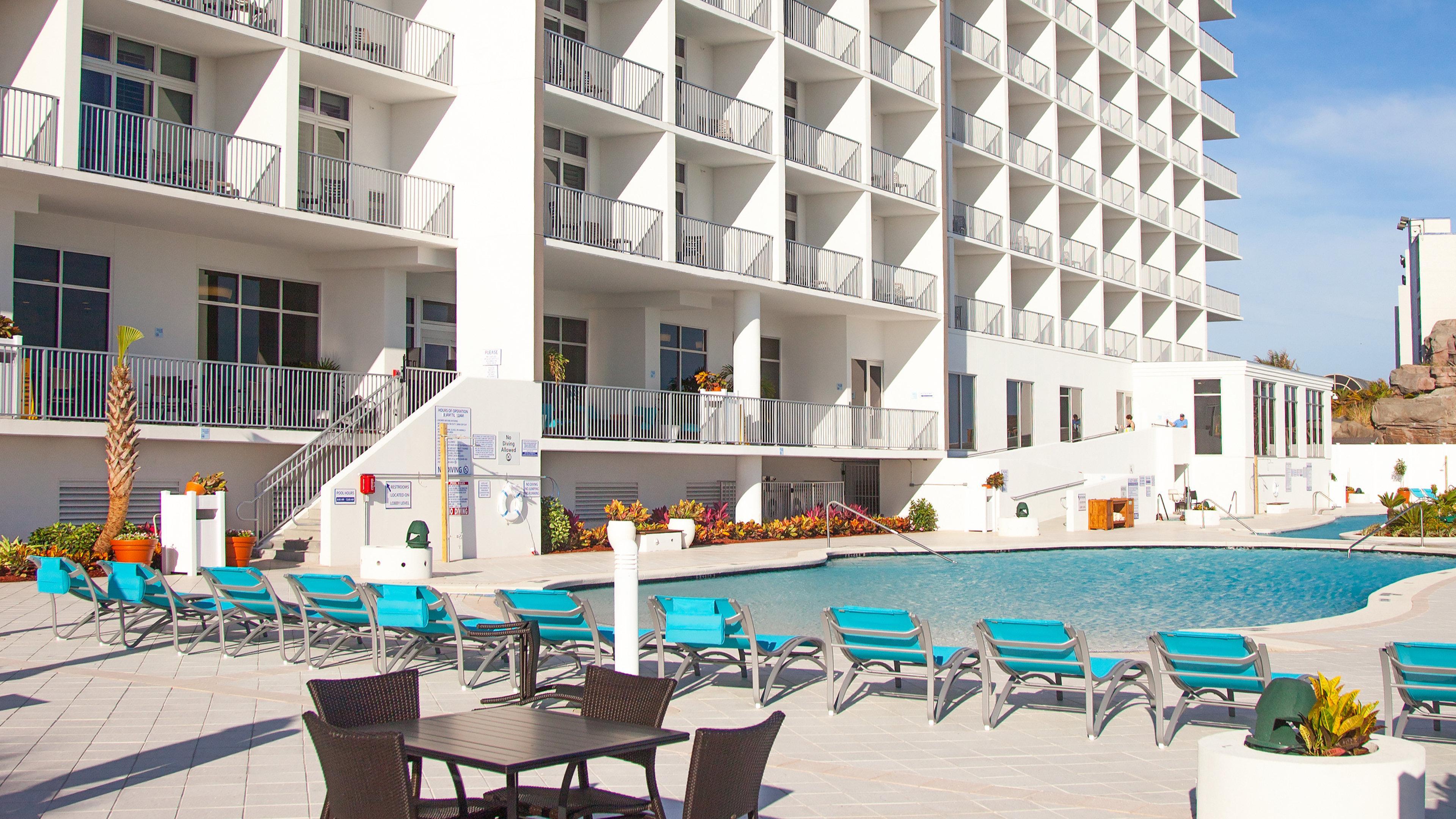 Holiday Inn Express & Suites Panama City Beach Beachfront By Ihg מראה חיצוני תמונה