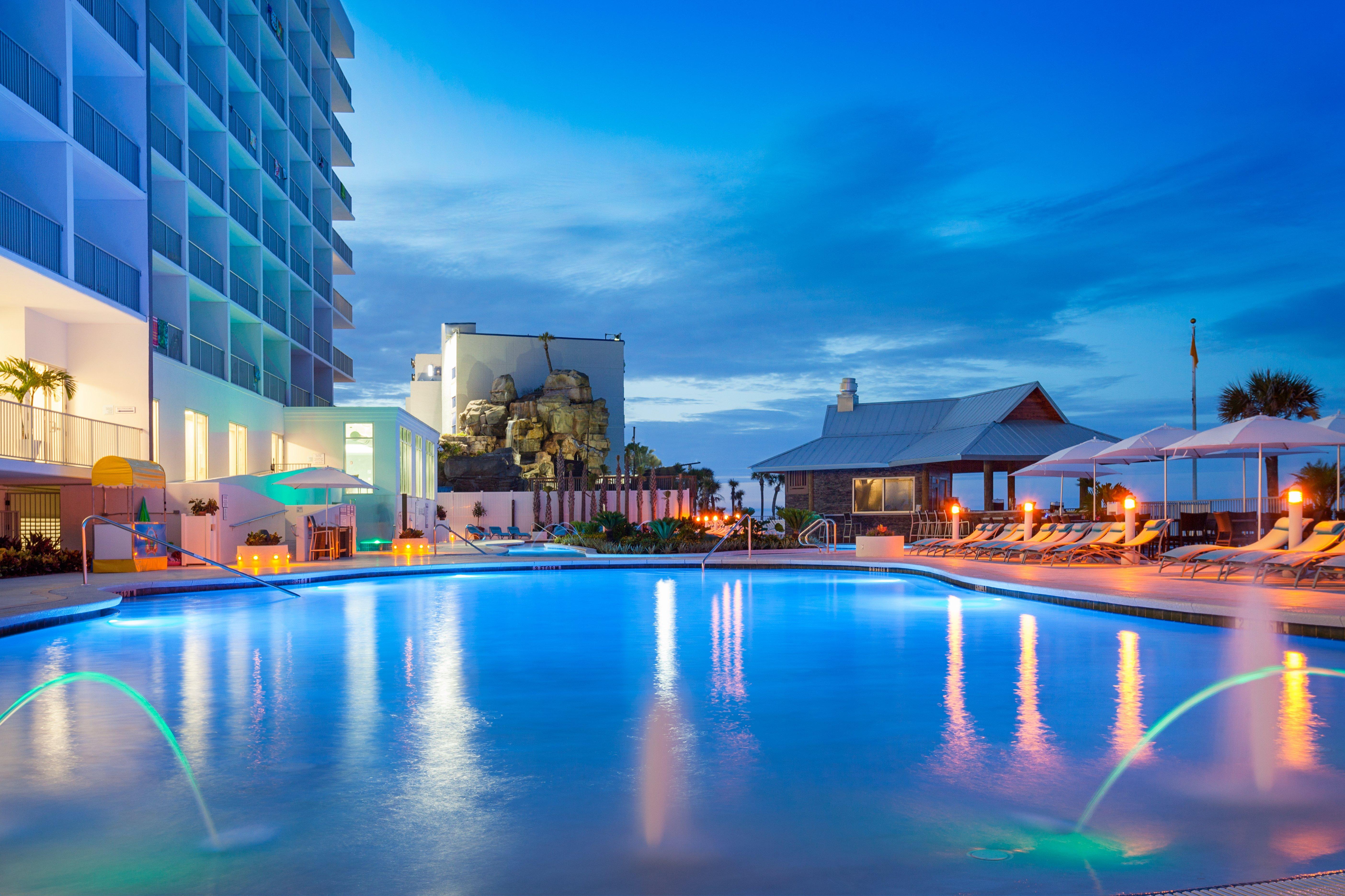 Holiday Inn Express & Suites Panama City Beach Beachfront By Ihg מראה חיצוני תמונה