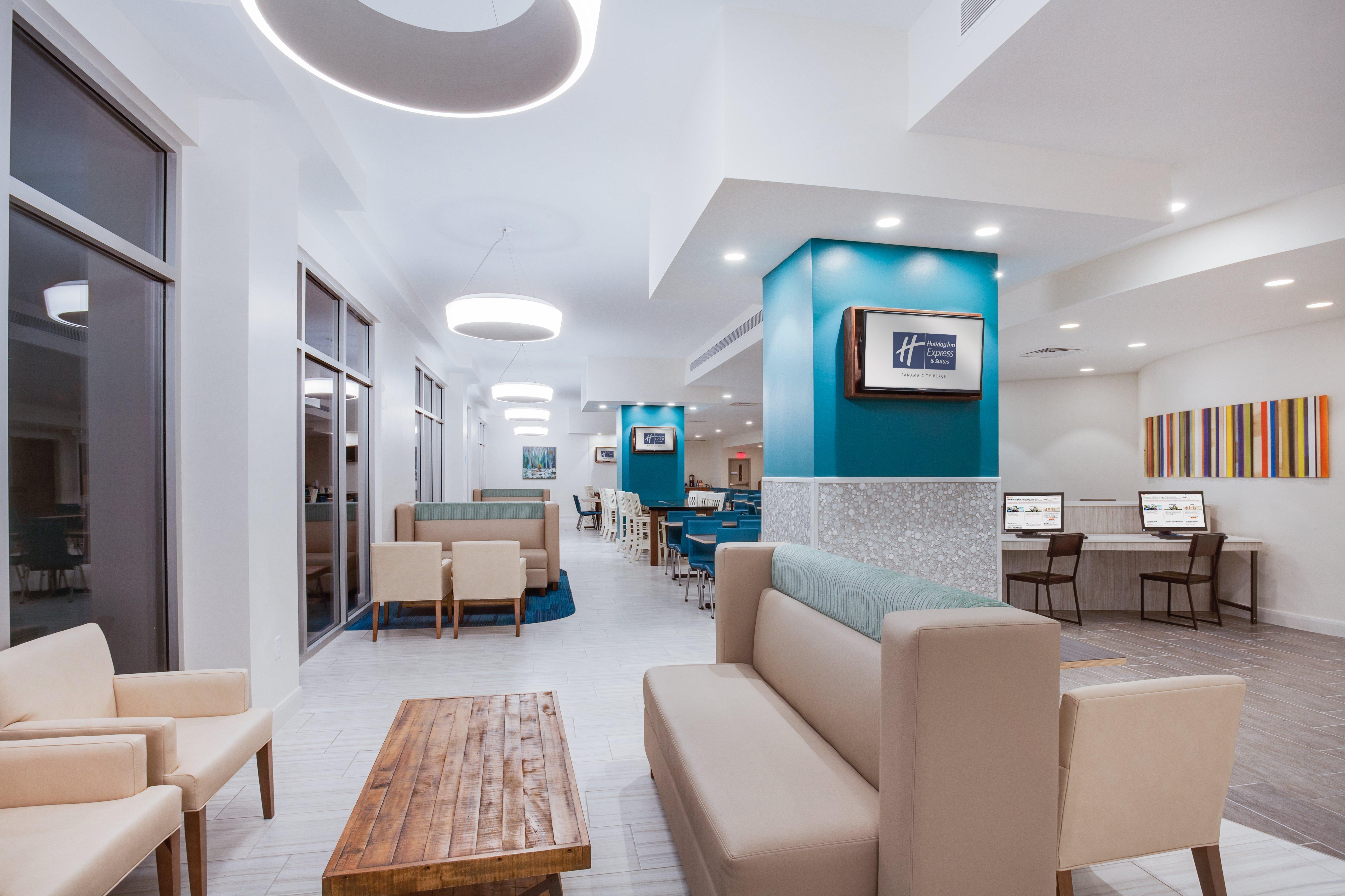Holiday Inn Express & Suites Panama City Beach Beachfront By Ihg מראה חיצוני תמונה