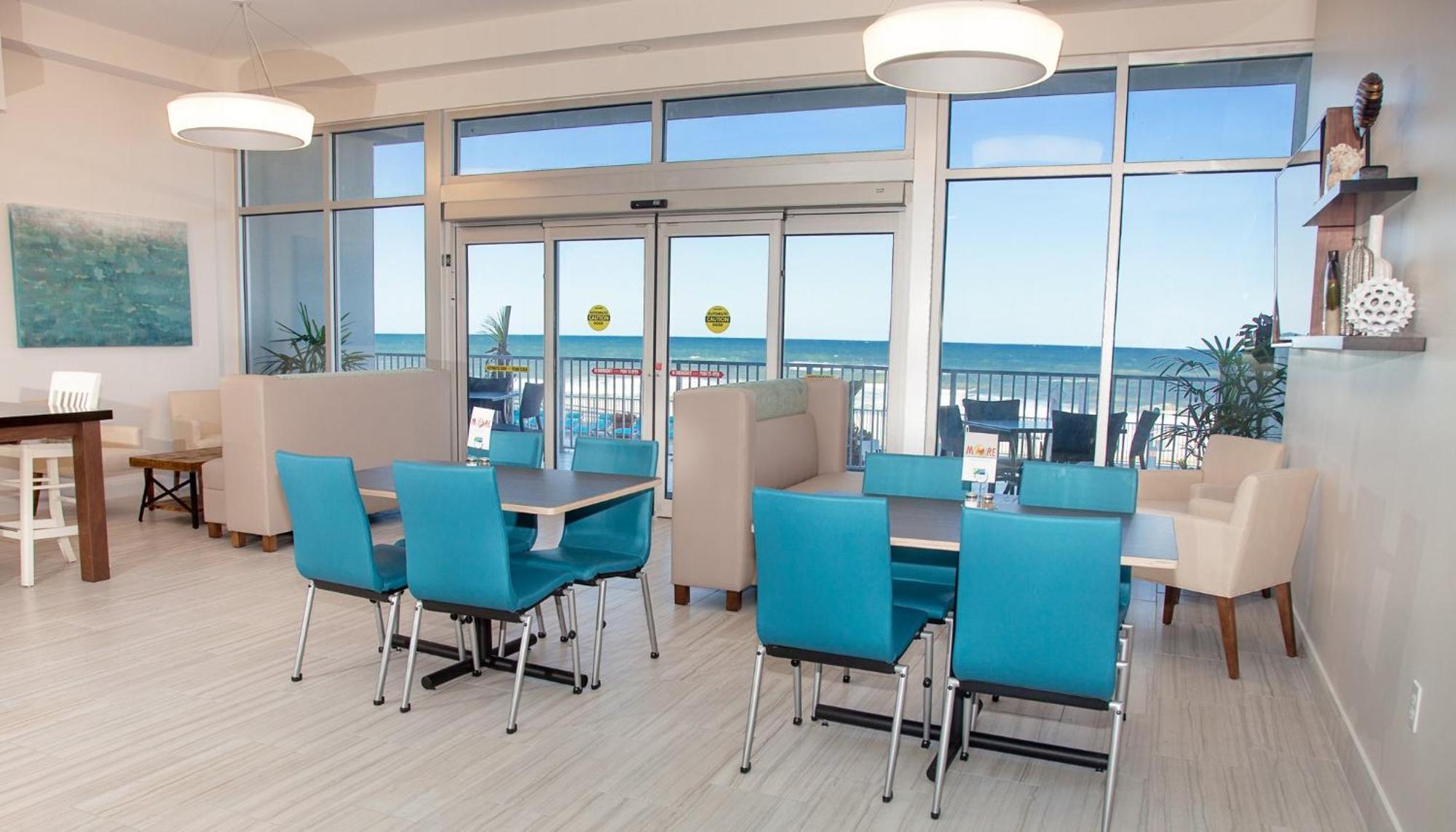 Holiday Inn Express & Suites Panama City Beach Beachfront By Ihg מראה חיצוני תמונה